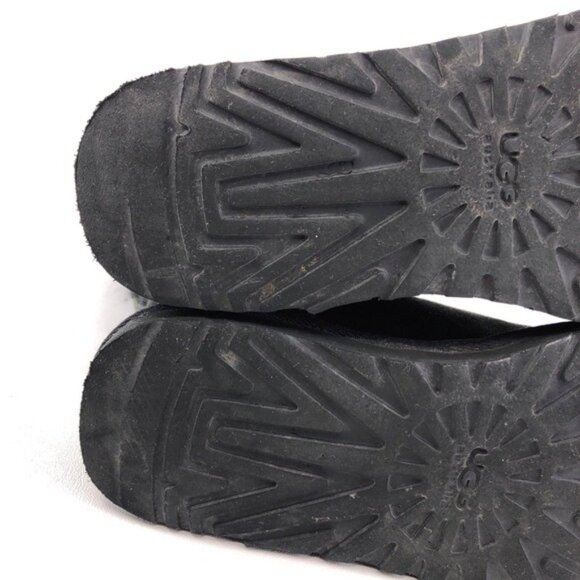 UGG Bailey Button Triplet Sheepskin Winter Boots 7 - Picture 11 of 12